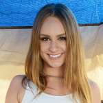 Daisy Stone
