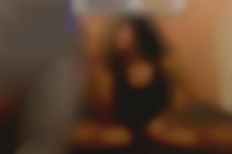 A very particular hardcore way for a psychanalyst to heal his patients with his dick