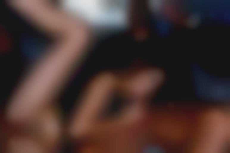 Very sexy Paris tour