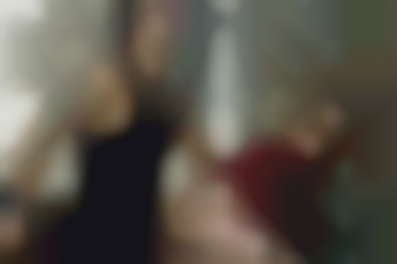 Melanie Coste gets fucked on the street by a stranger