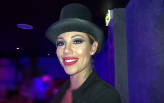 Soirée fétichiste au club libertin