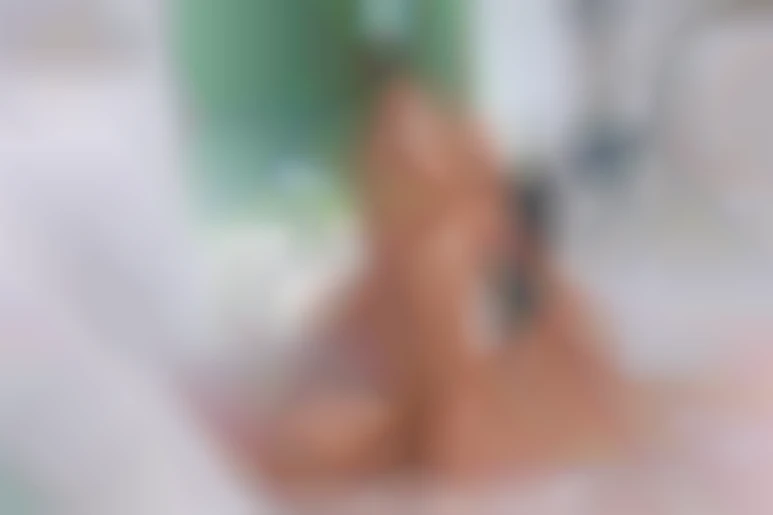 Sensual weekend among friends