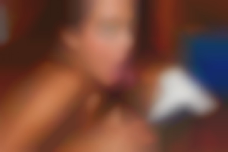 Oksana, hot police officer, doing exta hours at the office