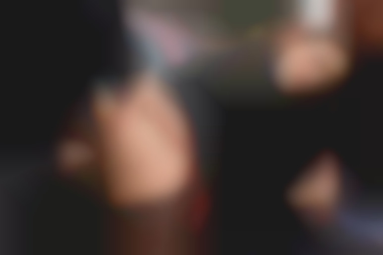 Trio hard en plein air pour une etudiante entreprenante et vicieuse du Russian Institute