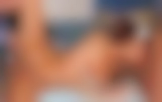 Trio hard à l'hopital pour une belle infirmiere aux gros seins avec la tres chaude Yasmine