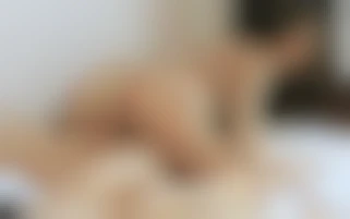 Etudiante sans tabou cherche et trouve initiation hard matinale par mec bien monté dans les dortoirs