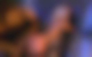 Domination lesbienne et penetration a fond pour deux bombes en lingerie et talons hauts