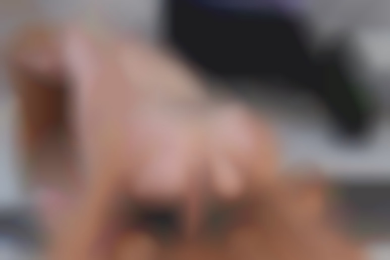 First Date with Lauren Phillips