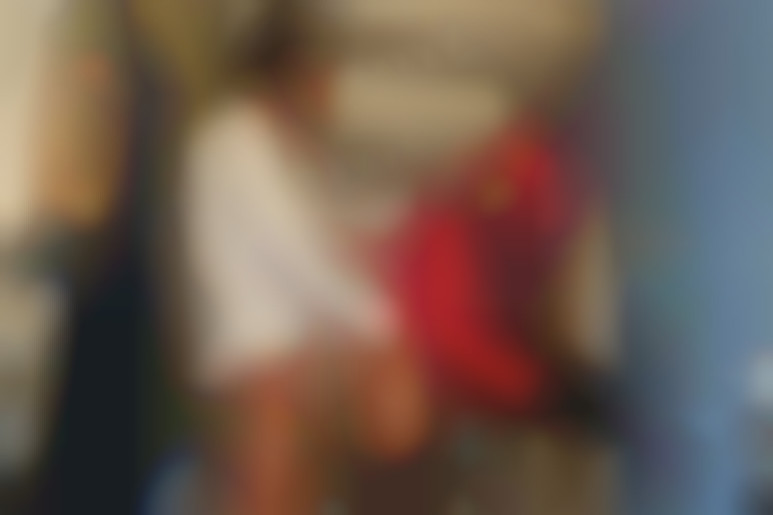 Hard sauvage avec sodo en plein vol pour une hotesse de l'air aux gros seins  avec Tarra White