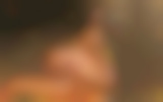 Angel Sydney, au top du hard sodomisée sauvagement dans la paille