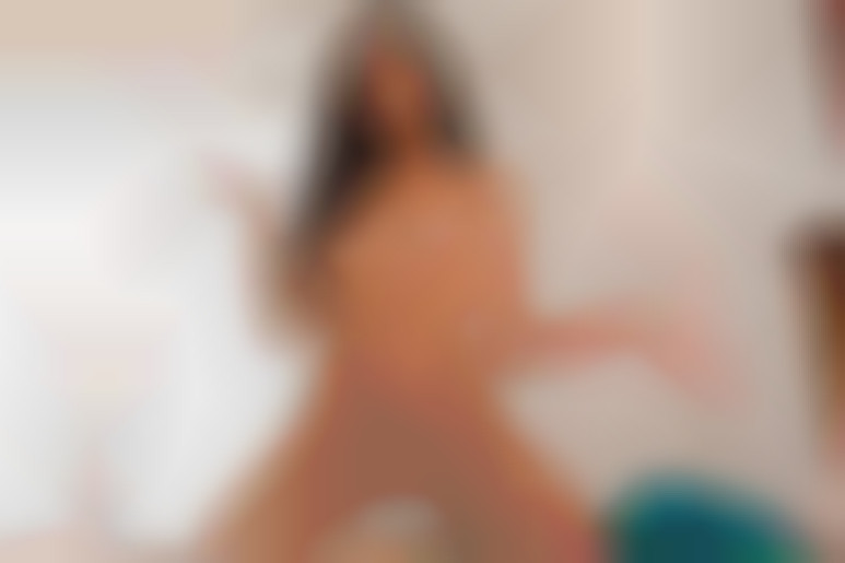Passionate Morning with Ariana Marie