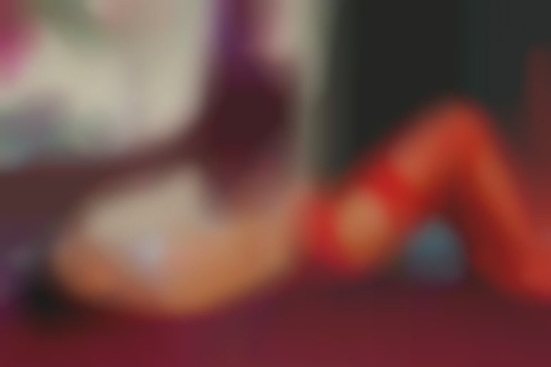 Un massage tres hard avec finition anale profonde pour une masseuse torride en lingerie fine