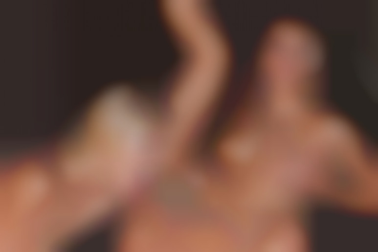 Hardcore lesbian sex for two classy girls, starring hot Suzie Carina and Vivien