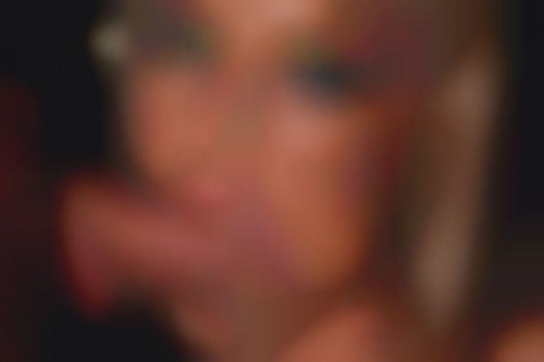 Hot Natalli Diangelo taking it deep and anal by night