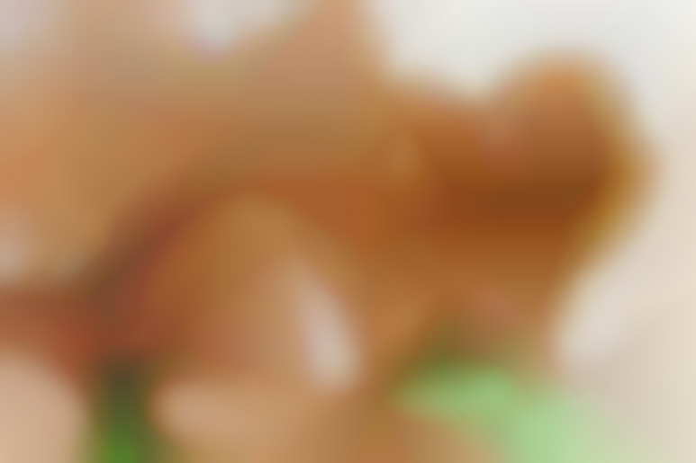 Soins Hard urgents avec fellation profonde par une Infirmiere vicieuse et gourmande, nue sous sa blouse