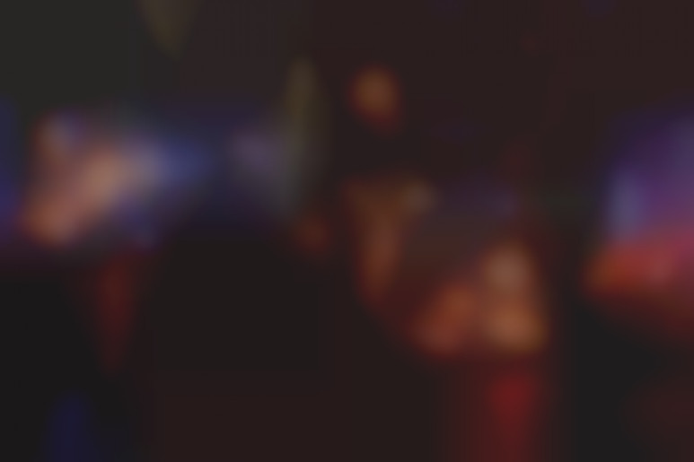 Introduction to Fetichism and deep throat for Laly, ex-star of the reality TV, in her very first xxx movie