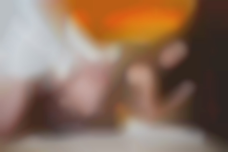 Excitée et attachée