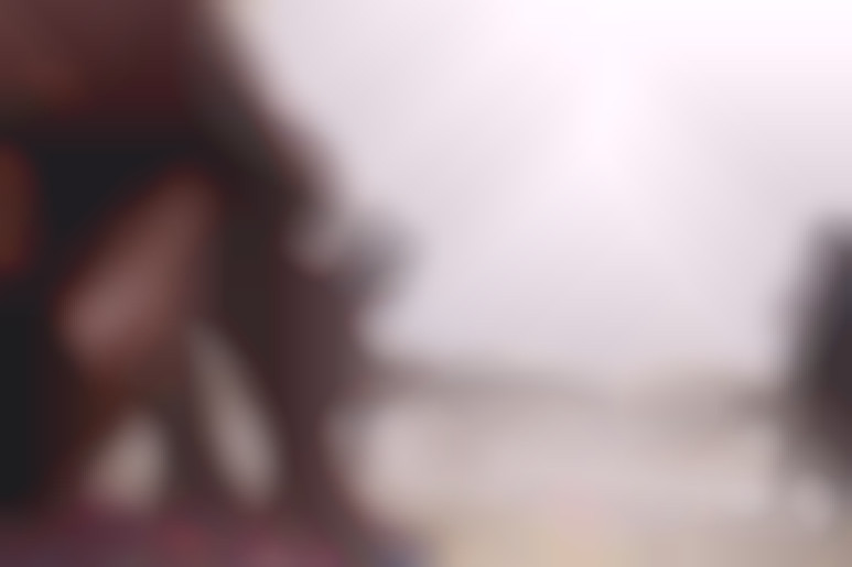 Top Model X - Chill out at the beach