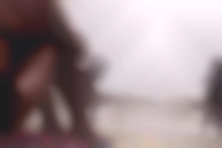 Top Model X - Chill out at the beach