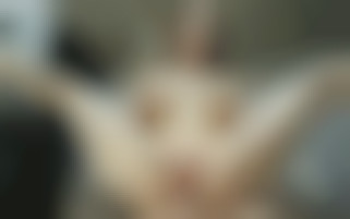 Confort anal pour la femme de chambre sexy