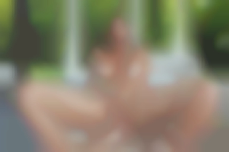 Massage for a Bratty Rich Lady