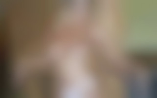 Un déjeuner sur l'herbe finit en baise hard