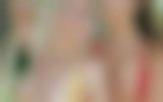 Triolisme en vacances et hard dans tous les sens pour deux belles bi-sexuelles avides
