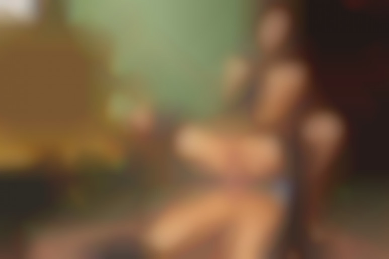 Latex, leather and hot fetish games for Cindy Dollar riding hard a huge cock and taking it all ways