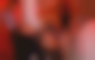 Cléa Gaultier prise dans les toilettes