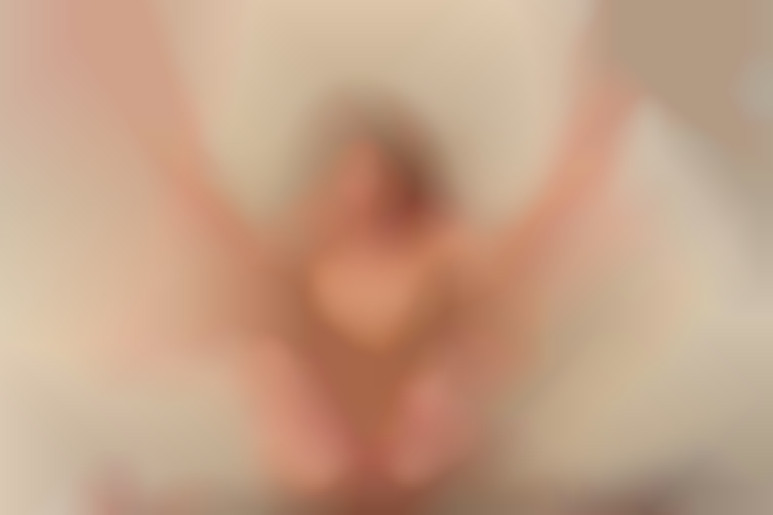 Petite French Firecracker