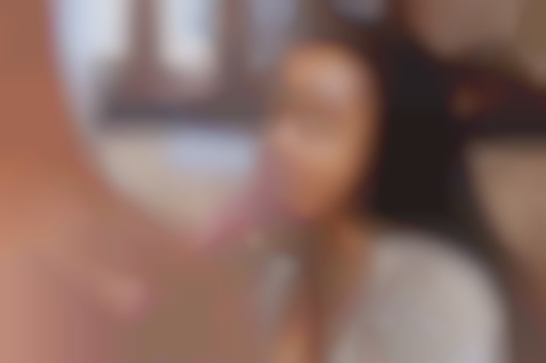 Alyssa Divine's first Dorcel scene