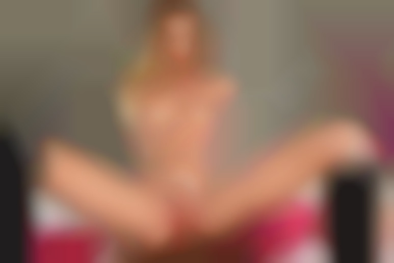 Private French Class with Angel Emily