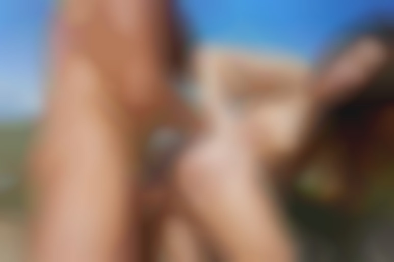 Fellation en pleine nature