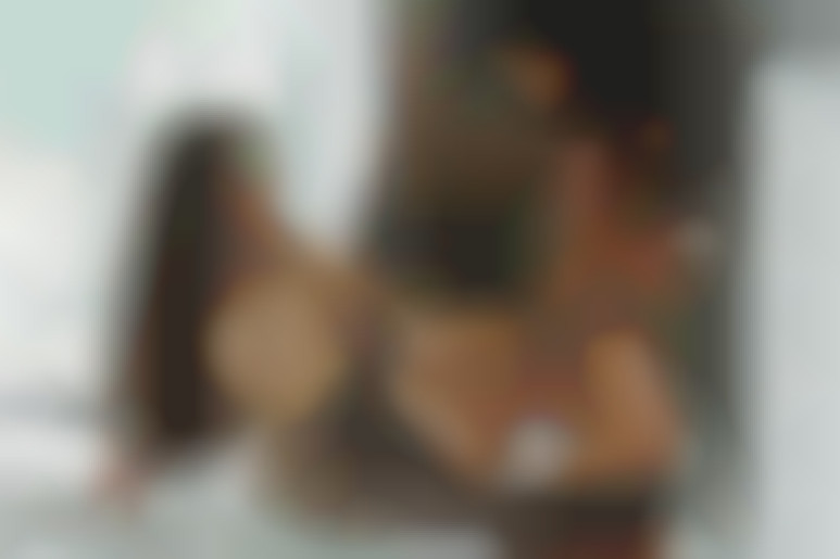 She gives herself up to the general supervisor without restraint