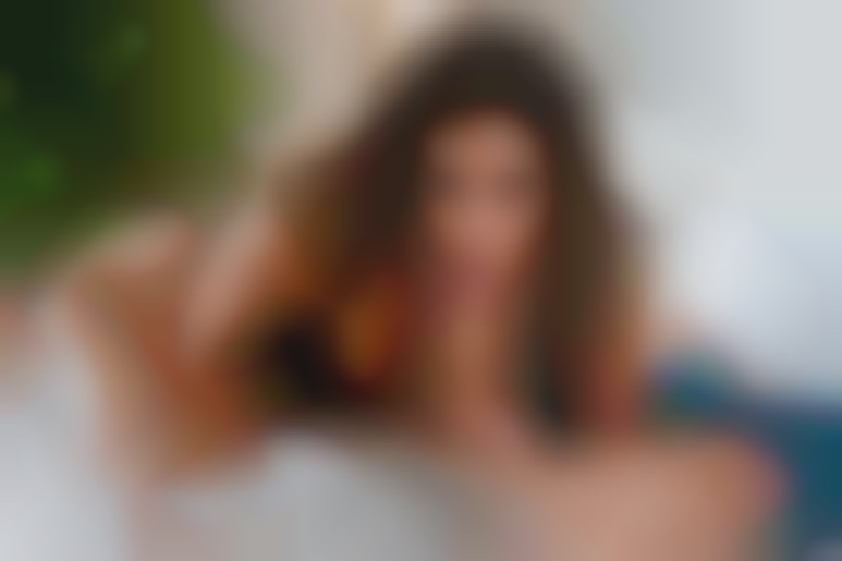 Penelope Cross' erste Dorcel-Szene