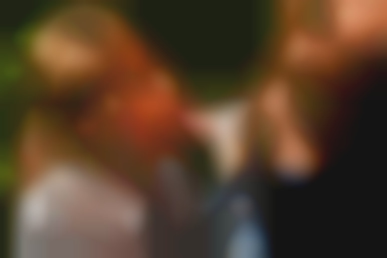 Ma copine Lola Rêve sodomisée en forêt par un inconnu