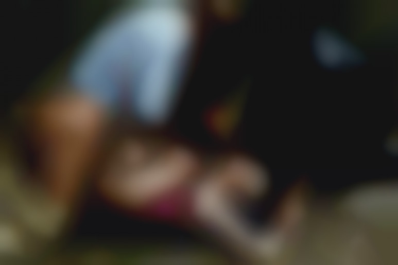 Vintage - 2 hommes et une fille en forêt