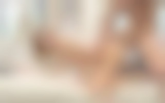 Contact - Angelika Grays