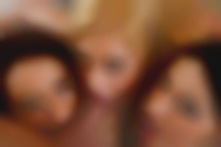 3 hot girls for one guy