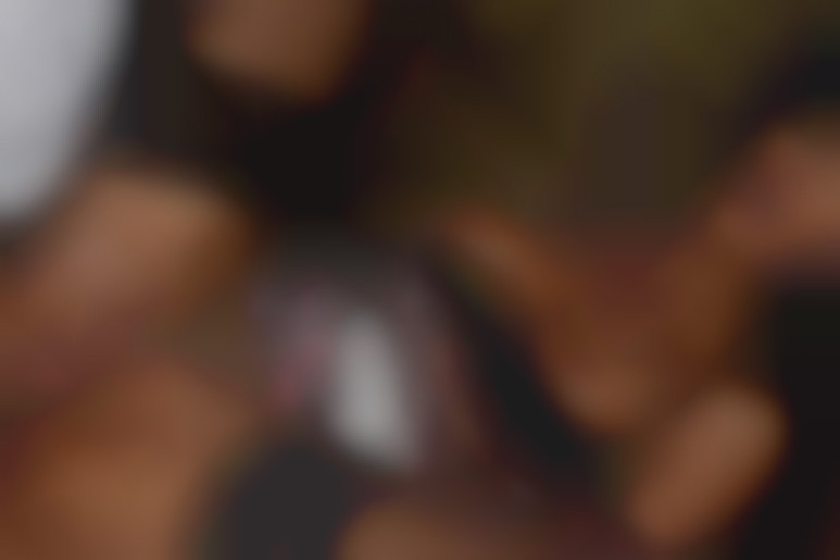 Orgie avec Yasmine dans une grange