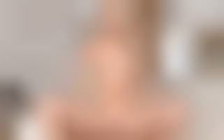 Hot Girl Seeking Roommate