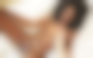 Zaawaadi, lover & muse