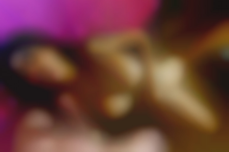 Kinky appointment with Kim the masseuse