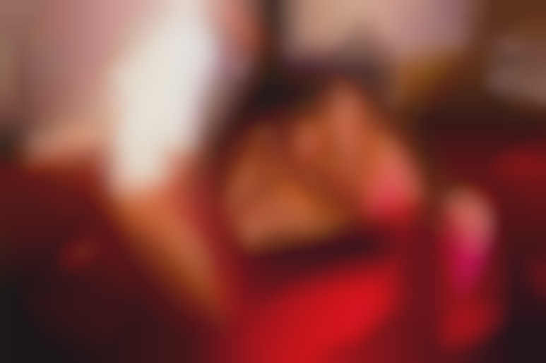 Episode 1: Emily & Cherry, under high tension