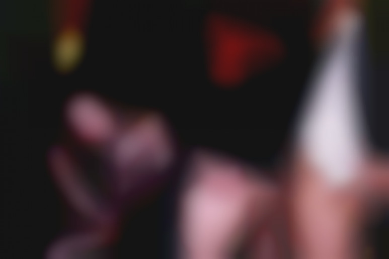 Manon Martin, banged by 4 masked men