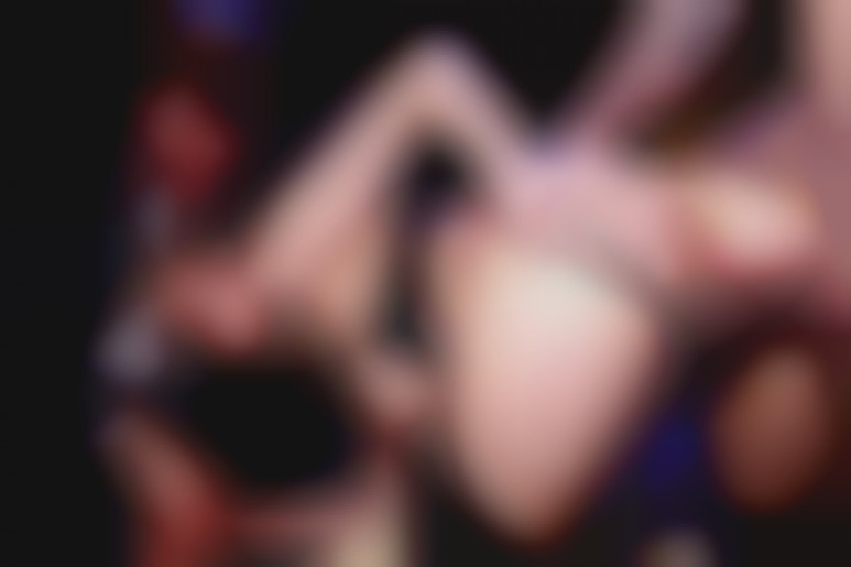 Anal submission for Manon Martin