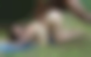 Immer noch geil: Dreier im Park