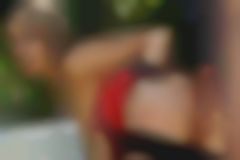 Aleska, rich girl fucked in my garden