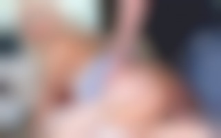 Chloé cheats on her husband with 2 strangers