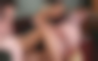 The lesbian initiation of Léa Guerlin